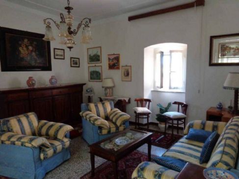 Bellissimo attico nel cuore del centro di Sarzana