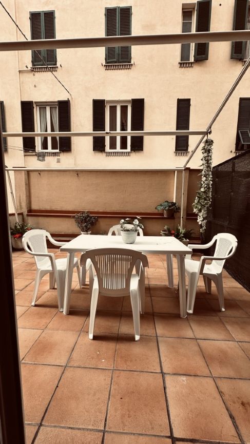 CENTRO LA SPEZIA – APPARTAMENTO CON TERRAZZA