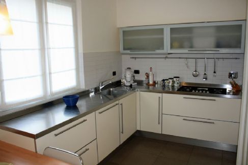 LERICI APPARTAMENTO IN VILLA