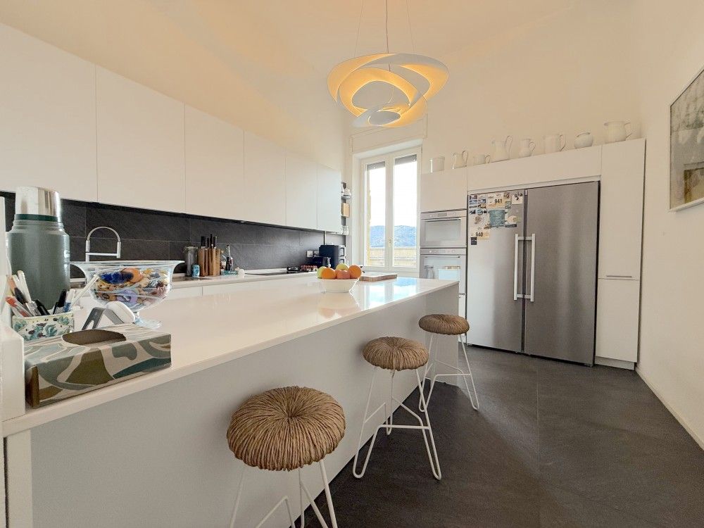 APPARTAMENTO PIAZZA VERDI CON RIFINITURE DI LUSSO