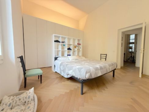 APPARTAMENTO PIAZZA VERDI CON RIFINITURE DI LUSSO