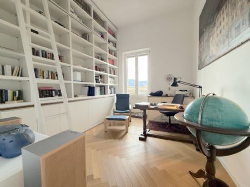 APPARTAMENTO PIAZZA VERDI CON RIFINITURE DI LUSSO