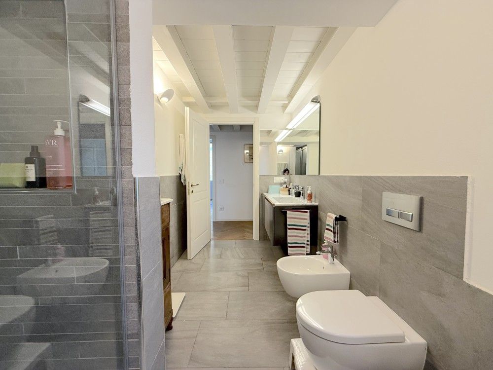 APPARTAMENTO PIAZZA VERDI CON RIFINITURE DI LUSSO