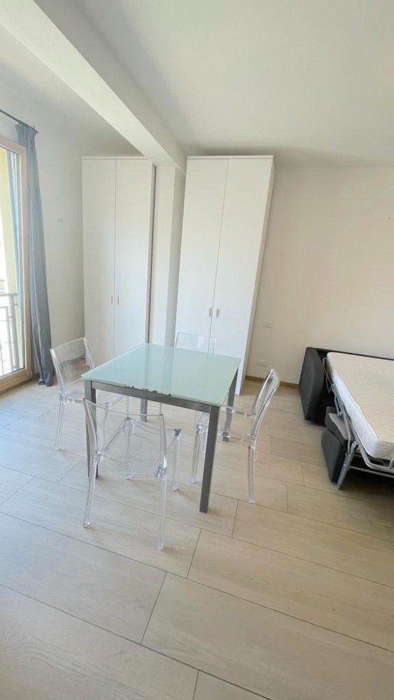 OPEN SPACE CON POSTO AUTO