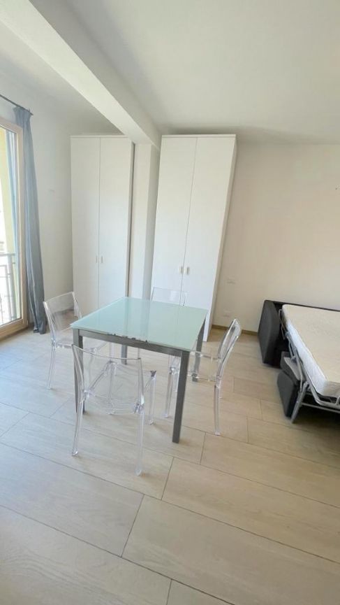 OPEN SPACE CON POSTO AUTO