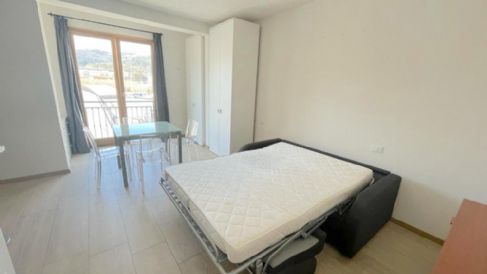 OPEN SPACE CON POSTO AUTO