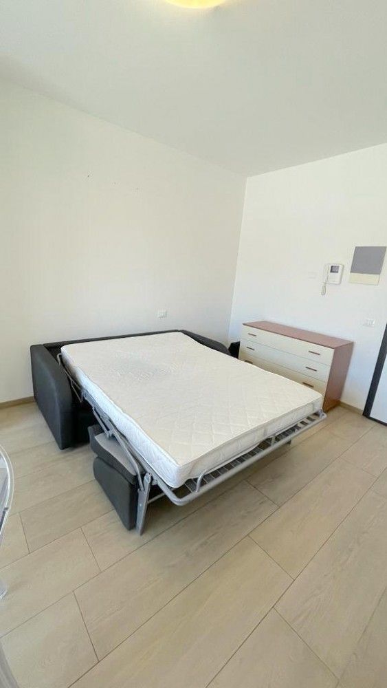 OPEN SPACE CON POSTO AUTO