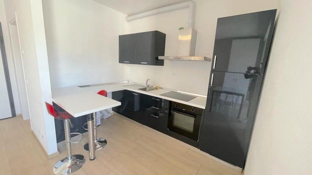 OPEN SPACE CON POSTO AUTO