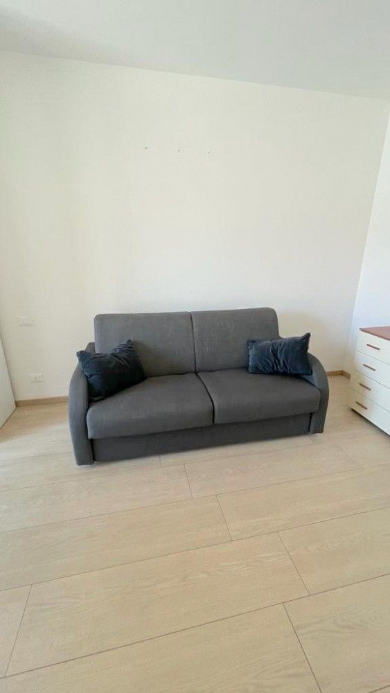 OPEN SPACE CON POSTO AUTO