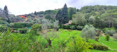 VILLA CON GIARDINO A 10 MINUTI DA LERICI