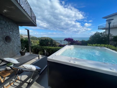 Splendida Casa con Vista Mare