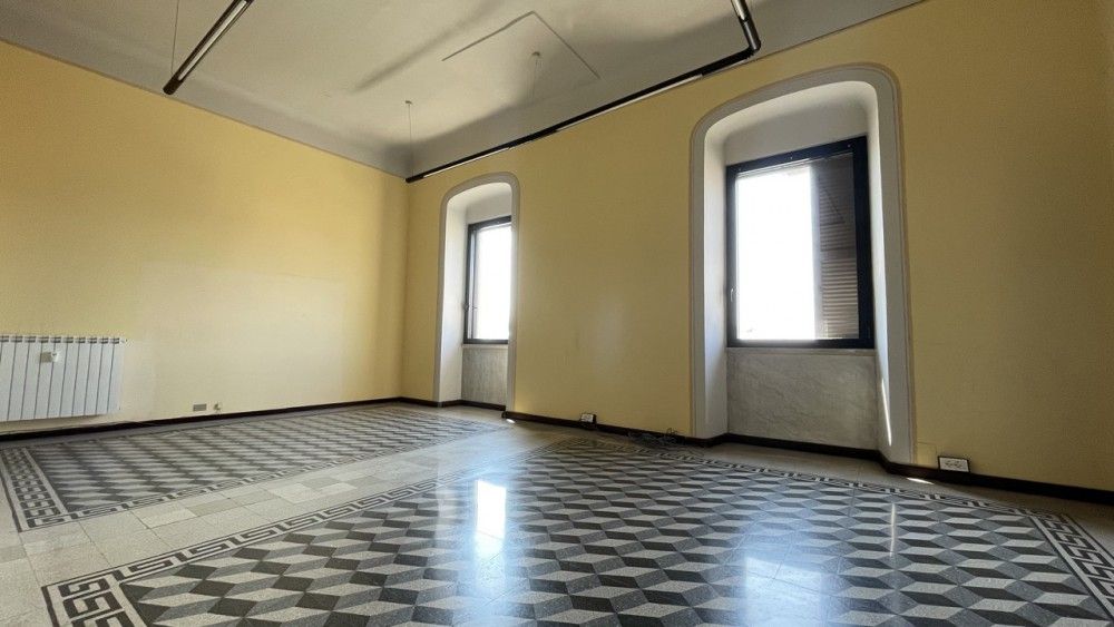 Ampio Ufficio Vista Mare