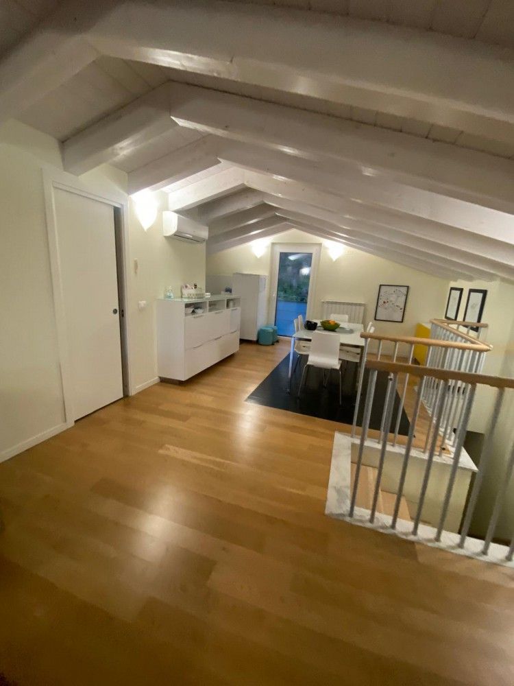 DUPLEX CON TERRAZZA VISTA MARE E BOX