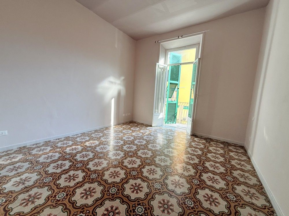 APPARTAMENTO 3,5 VANI ZONA NORD