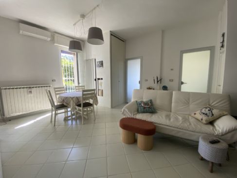 Sarzana 2,5 vani con giardino