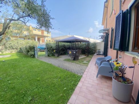 Il tuo angolo di tranquillità nel cuore di Sarzana
