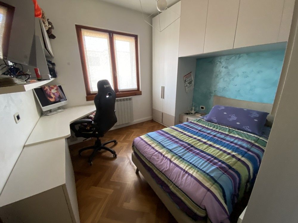 5 vani con giardino privato e doppio ingresso