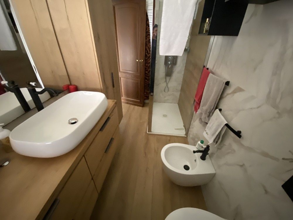 5 vani con giardino privato e doppio ingresso