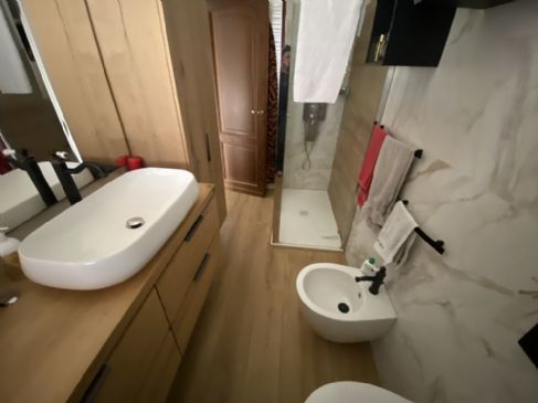 5 vani con giardino privato e doppio ingresso