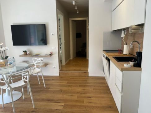 ATTIKA IMMOBILIARE – AFFITTO TRANSITORIO CENTRO ST