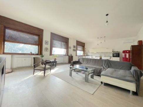 APPARTAMENTO SIGNORILE RISTRUTTURATO – ZONA GIARDI