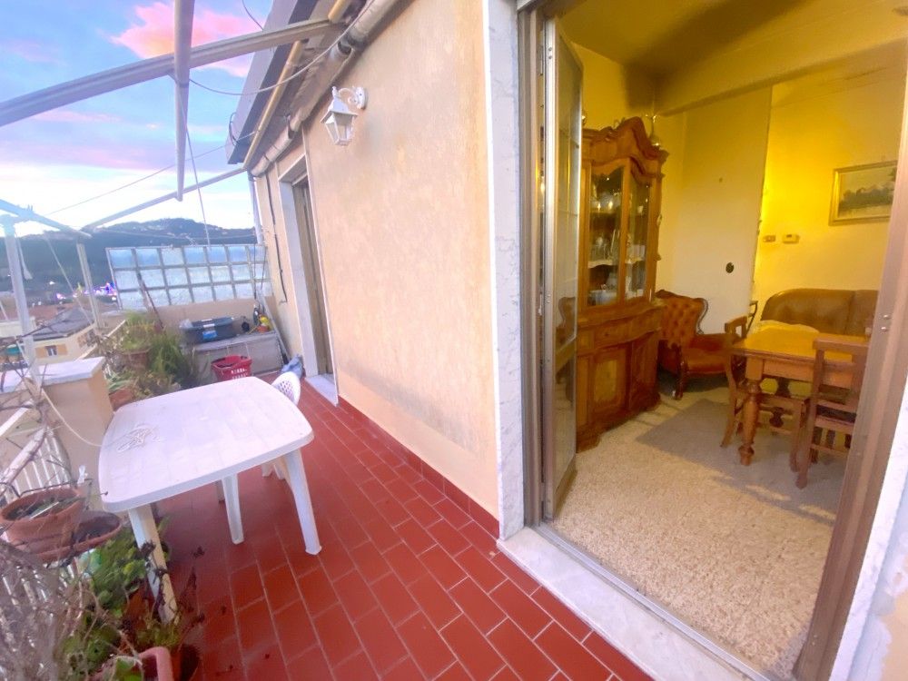 Via Veneto Attico con terrazza abitabile