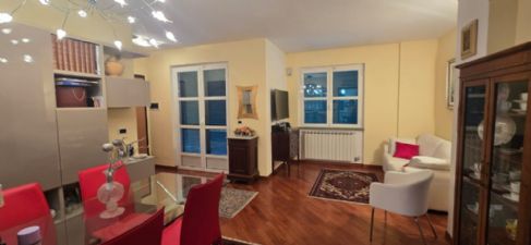 Sarzanello  Appartamento primo ed ultimo piano